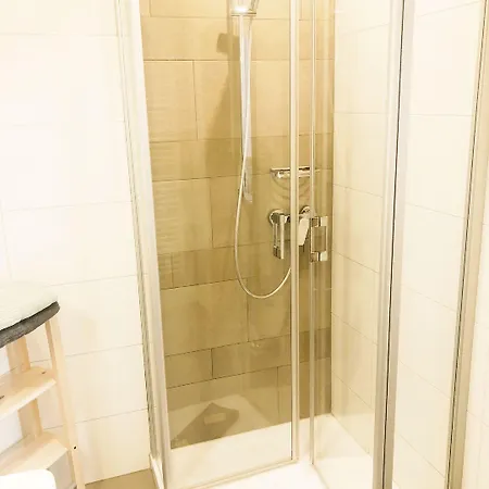 Gaestehaus Moenchshof بيت ضيافة