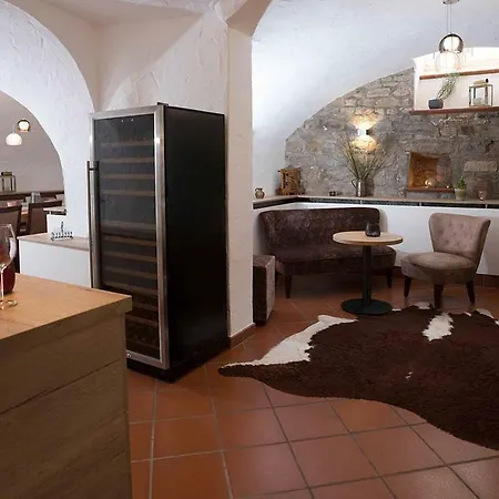 Konukevi Gaestehaus Moenchshof Sommerhausen