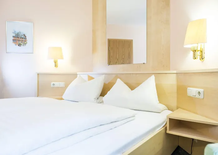 Gaestehaus Moenchshof Penzion 3*