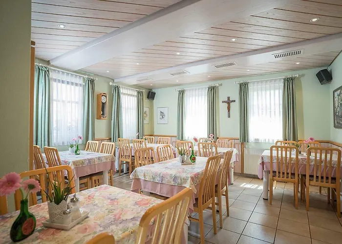 Gaestehaus Moenchshof 3* Sommerhausen